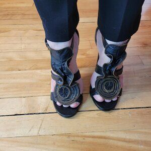 BCBG Black Leather Zipper‎ Rosette Ankle Strap Heels 39